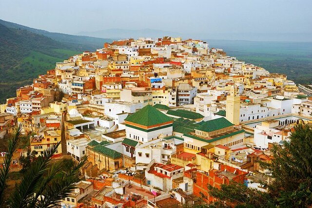مولای ادریس زرهون یک منطقهٔ مسکونی در مراکش است.