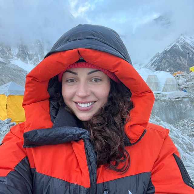 آنا گوتو کوهنورد آمریکایی کشته شده در قله شیشاپانگما