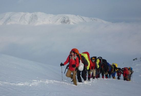راهبری و سرپرستی در یک تیم کوهنوردی